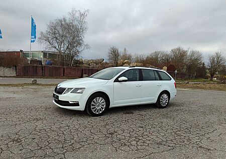 Skoda Octavia Tüv 01.2027 , 1.Hand , Automatik , Einparkhilfe