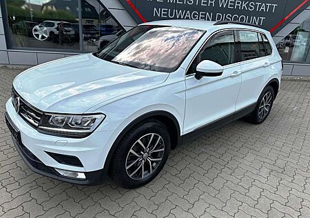 VW Tiguan Volkswagen Comfortline 1,4 TSI Navi ACC el. Heck AHK