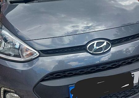 Hyundai i10 FIFA World Cup Edition