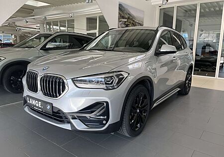 BMW X1 xDrive25e Sport Line AHK Head-Up RFK HiFUI