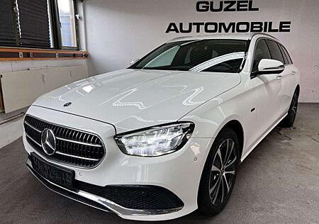 Mercedes-Benz E 300 de AVANTGARDE/SPORT/NAVI/LED/KEYLESS/AHK/