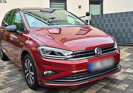 VW Golf Sportsvan Volkswagen Golf VII Sportsvan 1.5 TSI ACT OPF DSG IQ.DRIVE