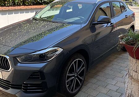 BMW X2 sDrive20d Aut. Advantage,AHK,Adaptives Fahrwerk