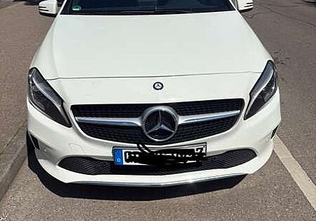 Mercedes-Benz A 180 Score (176.042)