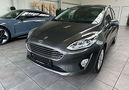 Ford Fiesta Titanium/Winterpaket/LED/Alu/PDC