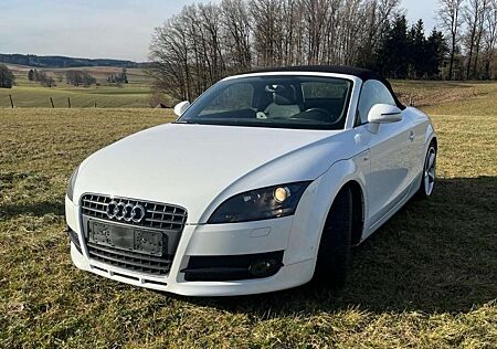 Audi TT Cabrio mit S- Line