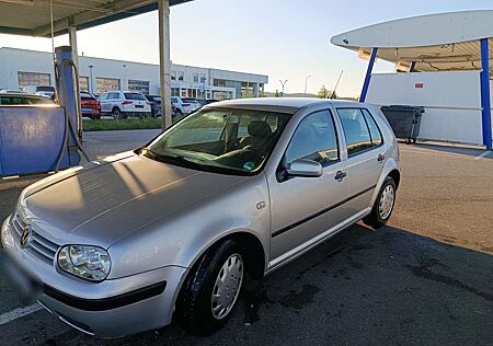 VW Golf Volkswagen 4