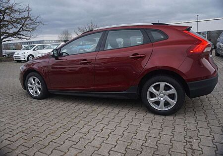 Volvo V90 Cross Country V40 Cross Country V40 CrossCountry*NAVi*PDC*KAMERA*SCHECKHEFT*E6