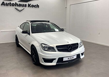 Mercedes-Benz C 63 AMG COUPE CARBON PAKET! TRAUMHAFT!