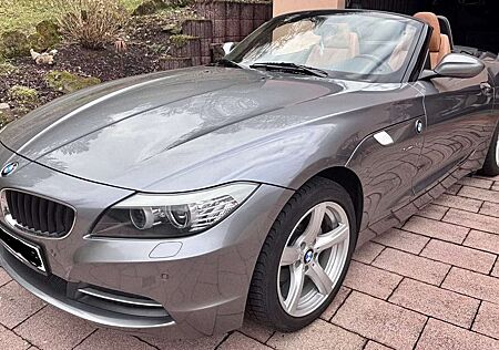 BMW Z4 sDrive20i - Xenon Leder Sportsitze Alu 8fach Klima