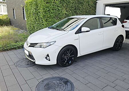 Toyota Auris 1.8 Hybrid Executive