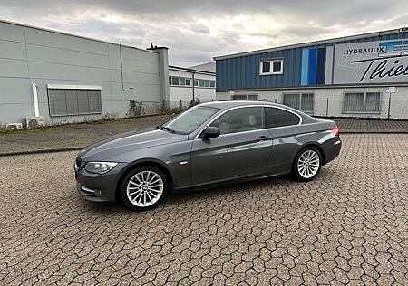 BMW 320d 320 Coupe Aut. Edition Exclusive H&K Leder