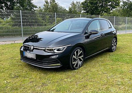 VW Golf Volkswagen VIII Lim. Style | IQ.LED | -Garantie
