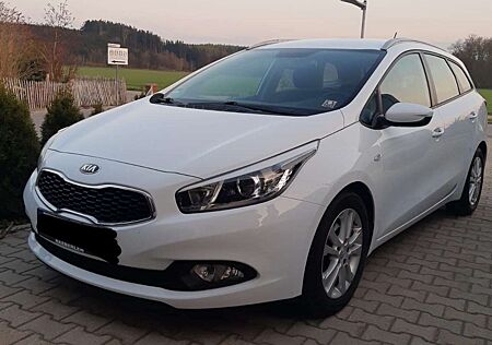 Kia Cee'd Ceed / Ceed 1.6 CRDi 90 Spirit