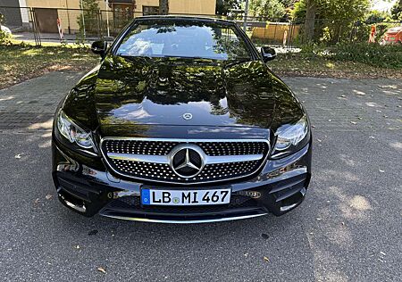 Mercedes-Benz E 220 d Cabrio 9G-TRONIC AMG Line
