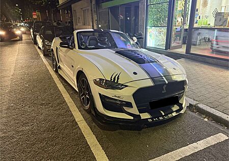 Ford Mustang Cabrio Shelby Look. 2.3L