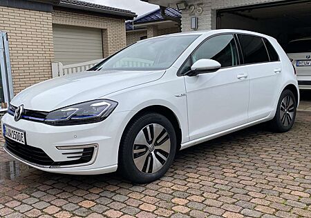 VW e-Golf Volkswagen Golf VII
