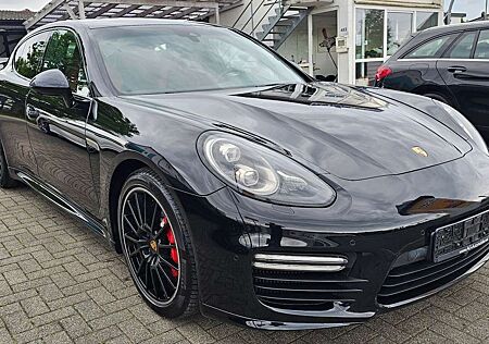 Porsche Panamera Turbo"Approved Garantie 04/27"