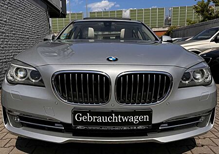 BMW 740 i Automatik 1.Hand Schiebedach XENON LEDER