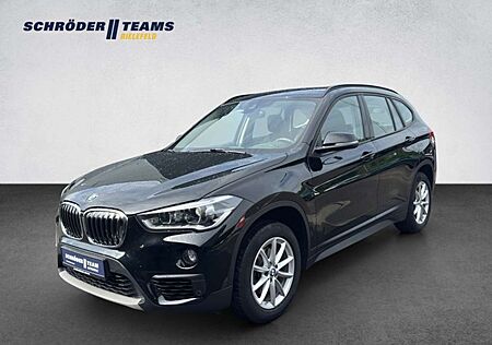 BMW X1 sDrive 18i 1.5 Advantage AHK/NAVI/LED