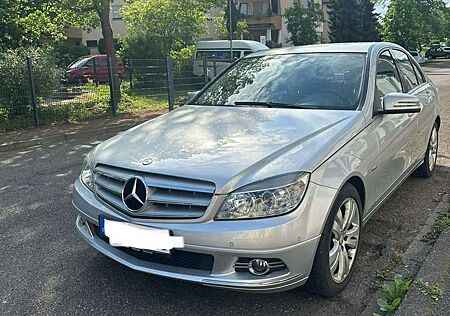 Mercedes-Benz C 180 CGI Automatik BlueEFFICIENCY