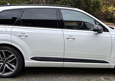 Audi SQ7 4.0 TDI quattro tiptronic