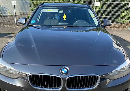 BMW 320d 320 Touring xDrive Aut.