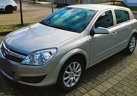 Opel Astra 1.6