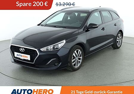 Hyundai i30 1.4 MPI Passion*SPUR*PDC*SHZ*AHK*KLIMA*TEMPO*