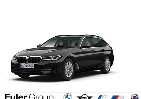 BMW 520 d Tour. AHK LED Digit. Cockpit 360 Kam. LED SHZ Hi
