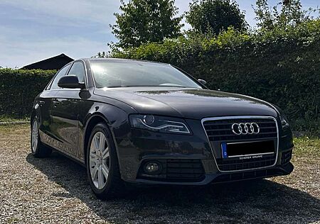Audi A4 2.0 TFSI multitronic Attraction