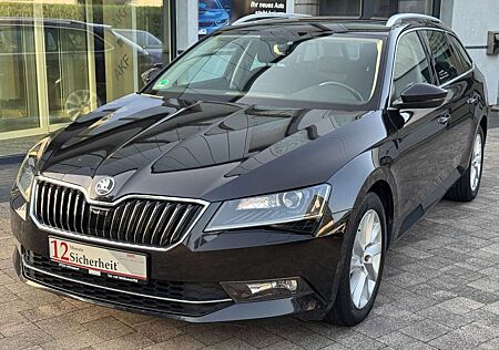 Skoda Superb Combi 2.0 TDI DSG Style*Bi-Xenon*CarPlay*