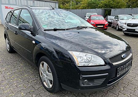 Ford Focus Style mit Navi