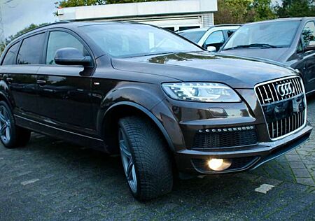Audi Q7 3.0 TDI DPF quattro tiptronic