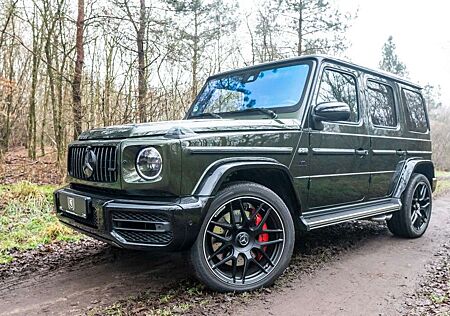 Mercedes-Benz G 63 AMG Superior Line/Manufaktur Oliv/Carbon