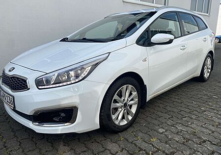 Kia XCeed Ceed SW / cee'd SW 1.6 GDI DCT Platinum Edition Klima/Navi/UNFALLFREI
