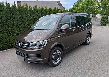 VW T6 Caravelle Volkswagen Comfortline 2.0 TDI DSG NAV