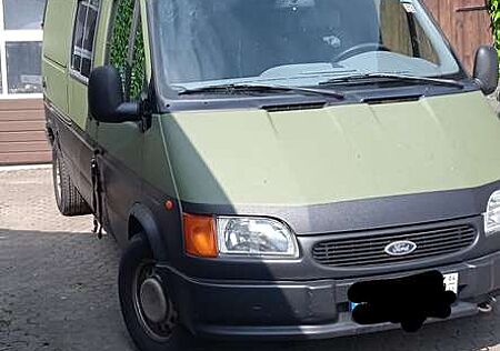 Ford Transit 100 L TD