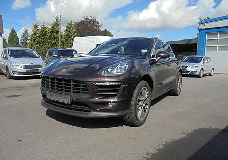 Porsche Macan S