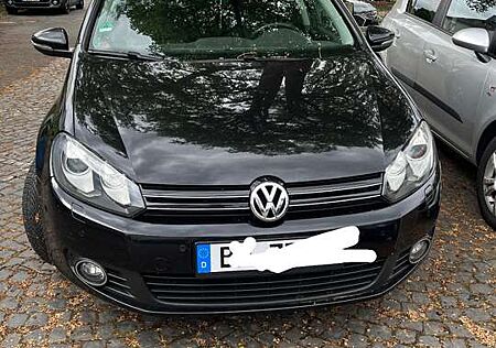 VW Golf Volkswagen 1.6 TDI DPF BlueMotion Technology DSG Style