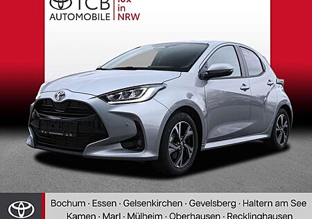 Toyota Yaris 1.5 Hybrid Teamplayer PDC KLIMA LM BT
