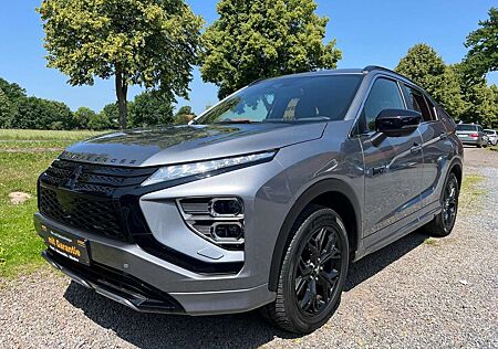 Mitsubishi Eclipse Cross Plus Select Black Hyb.4WD*AHK*360°