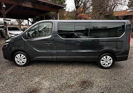 Nissan Primastar 9-Sitzer LANG L2 Tekna Kratz. auf Dach