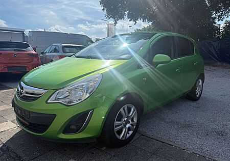 Opel Corsa D 150 Jahre *TEILLEDER*TEMPOMAT*TÜV NEV