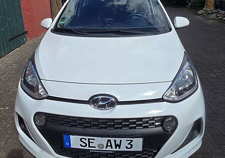 Hyundai i10 1.0 Automatik Trend
