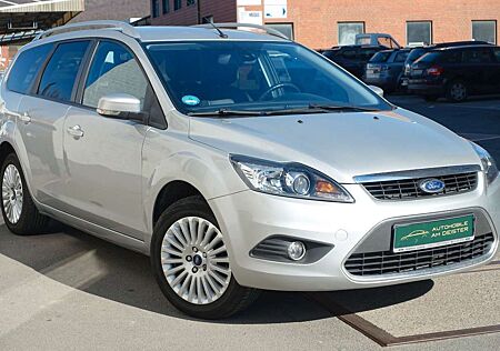 Ford Focus Turnier Titanium 1.8*LEDER*BFS*BC*TÜV NEU