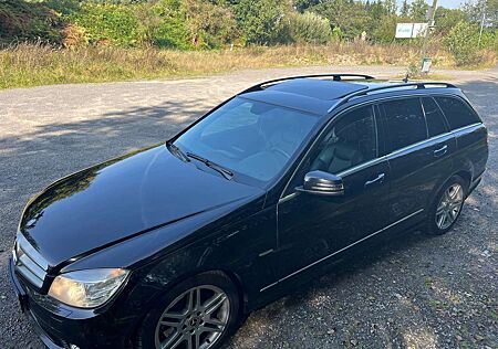 Mercedes-Benz C 320 T CDI 4Matic AMG LINE
