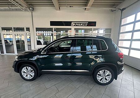 VW Tiguan Volkswagen Life 4Motion