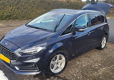 Ford S-Max +2.0+EcoBlue+Allrad+Aut.+TITANIUM