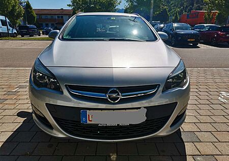 Opel Astra J Sports Tourer Edition